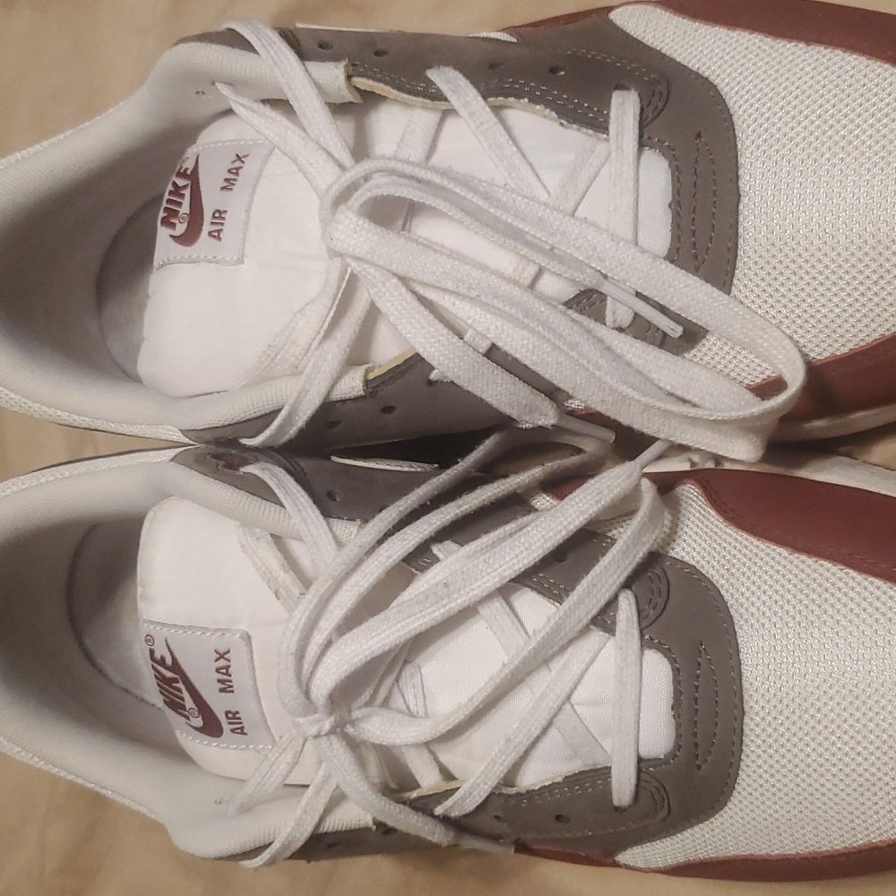 Nike AirMax 90 sz12  8/10 Burgundy&White